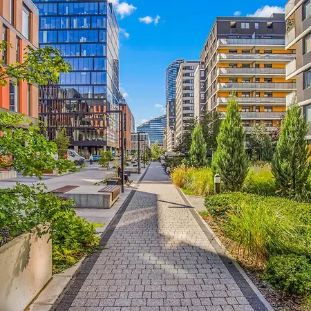 Nowe Centrum Poludniowe, Sun & Snow *